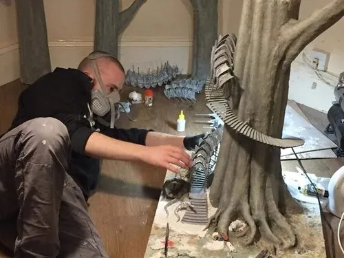 Matthew assembling details on the Lothlorien model