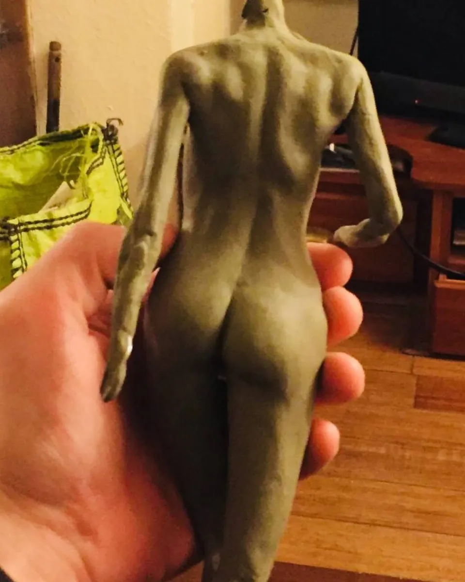 Rear view of the figure sculpture